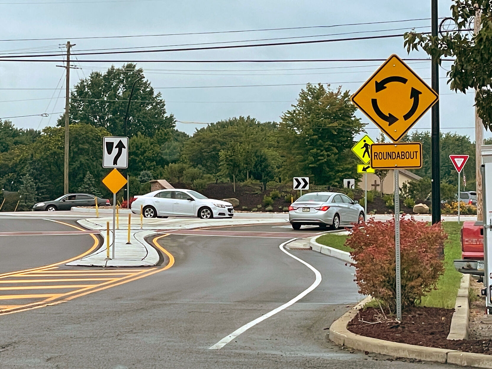roundabout hermitage mall jz_6210.jpg